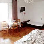 янка بيت ضيافة 3*