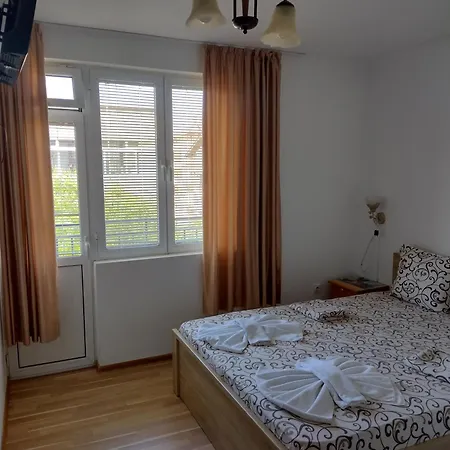 янка Gasthof Nessebar